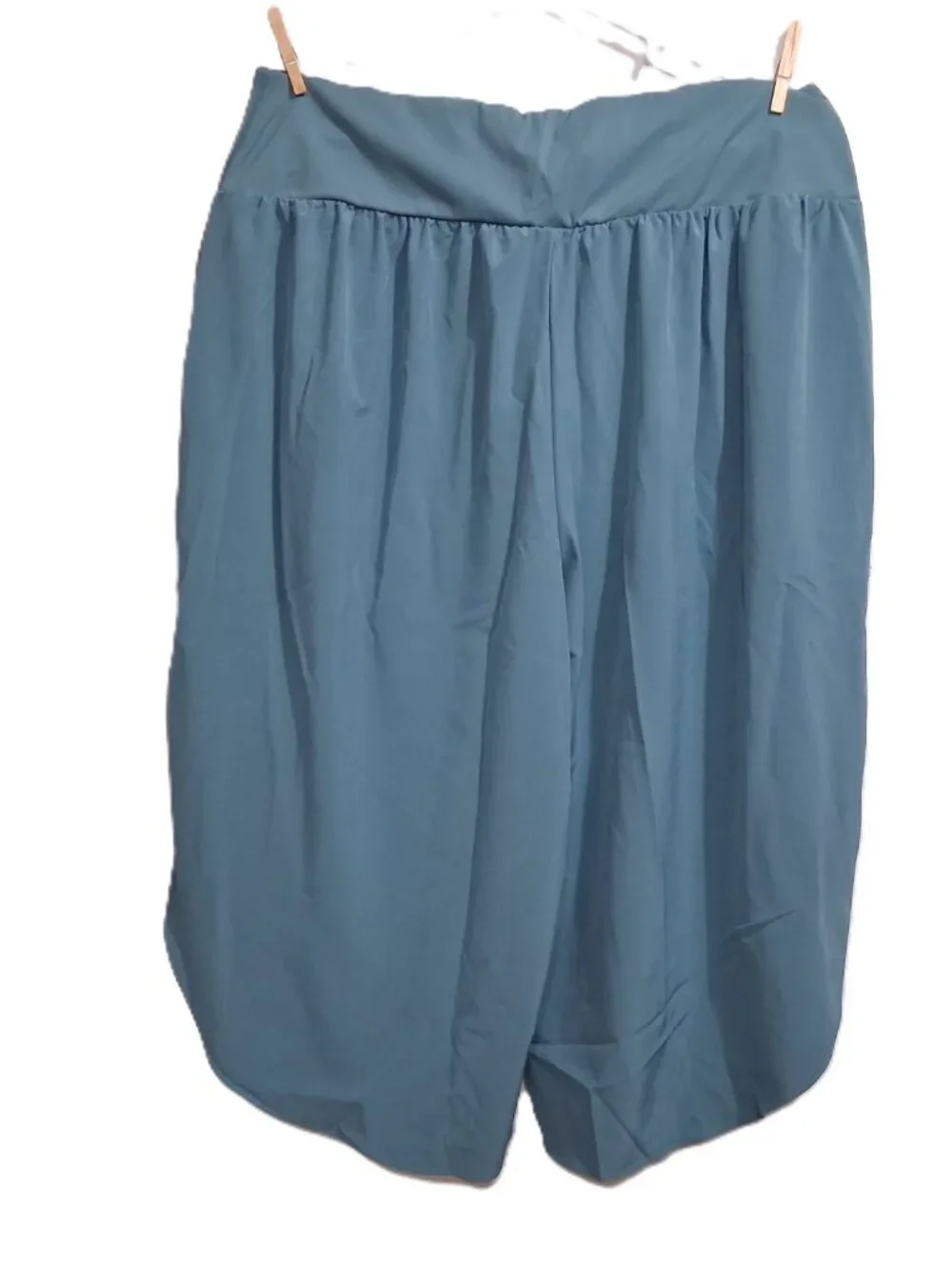 Halara Breezeful™ High Waisted Tummy Control Capri 1X - Picture 2 of 5